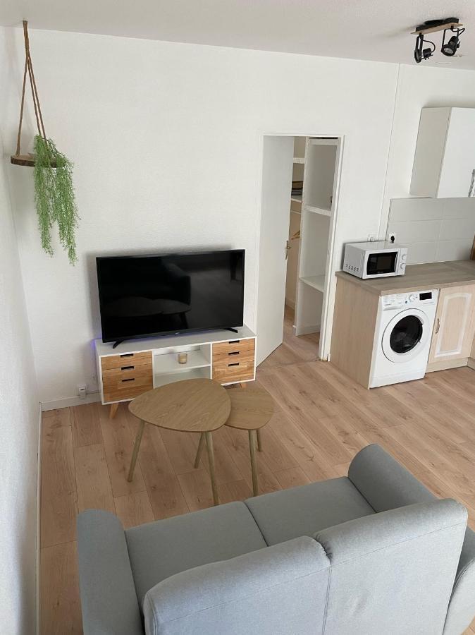 Appart Avec Chambre Lumineux Et Chaleureux Ле-Булу Экстерьер фото